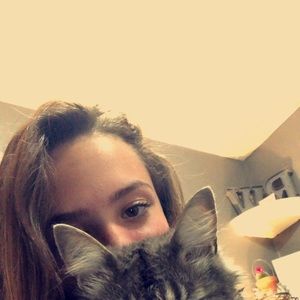 Meet your Posher, Riley